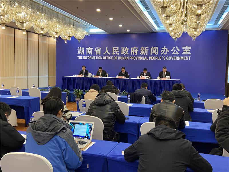 國家網(wǎng)絡(luò)安全產(chǎn)業(yè)園區(qū)(長沙)正式獲批,預(yù)計到今年底產(chǎn)業(yè)規(guī)模突破100 億